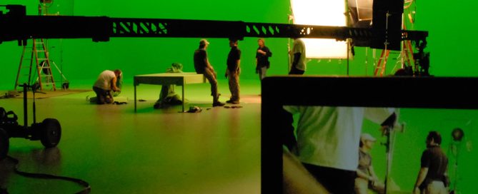 Trabajo en television: que perfiles buscan y como funcionan los equipos en un plato